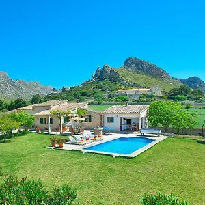 Owl Moya - Walking Distance To The Villa Port de Pollenca